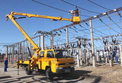 工程機(jī)械使用改性氟碳漆