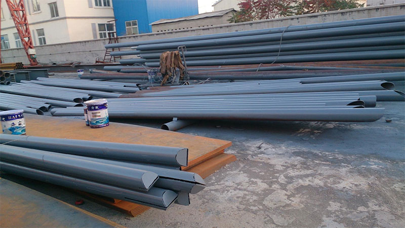 鋼材使用環氧富鋅底漆